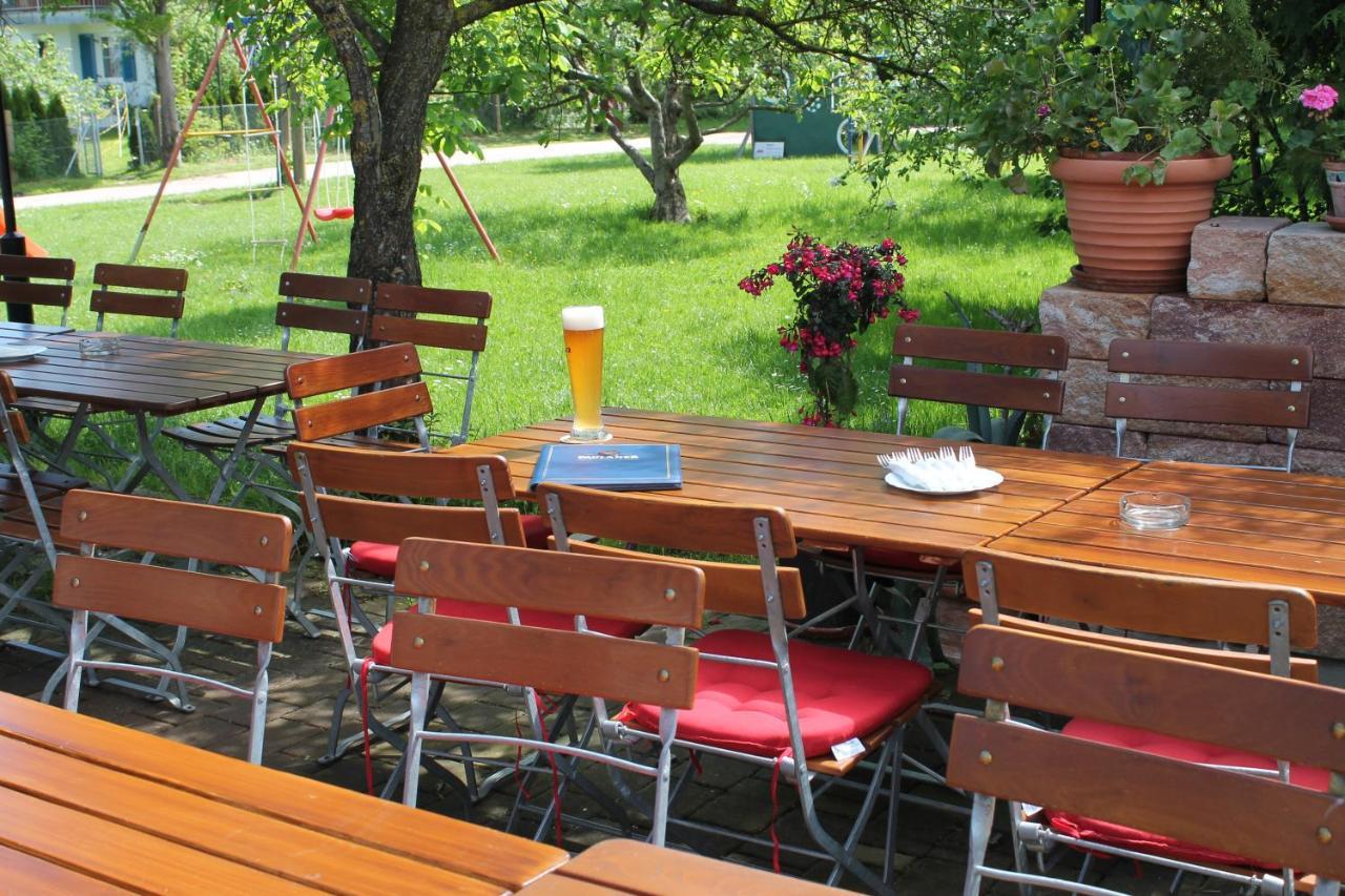 Gnadental-Stuberl Hotel Grossaitingen Eksteriør billede