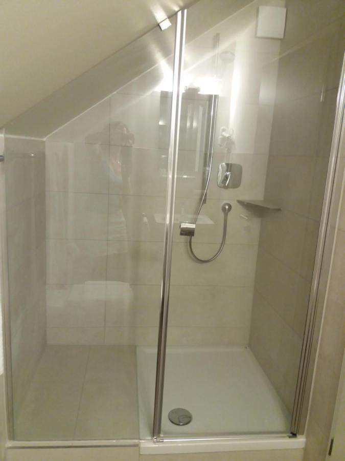 Gnadental-Stuberl Hotel Grossaitingen Eksteriør billede